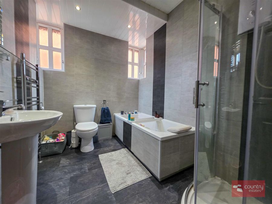 5 Fernridge Avenue 5 Fernridge Avenue
