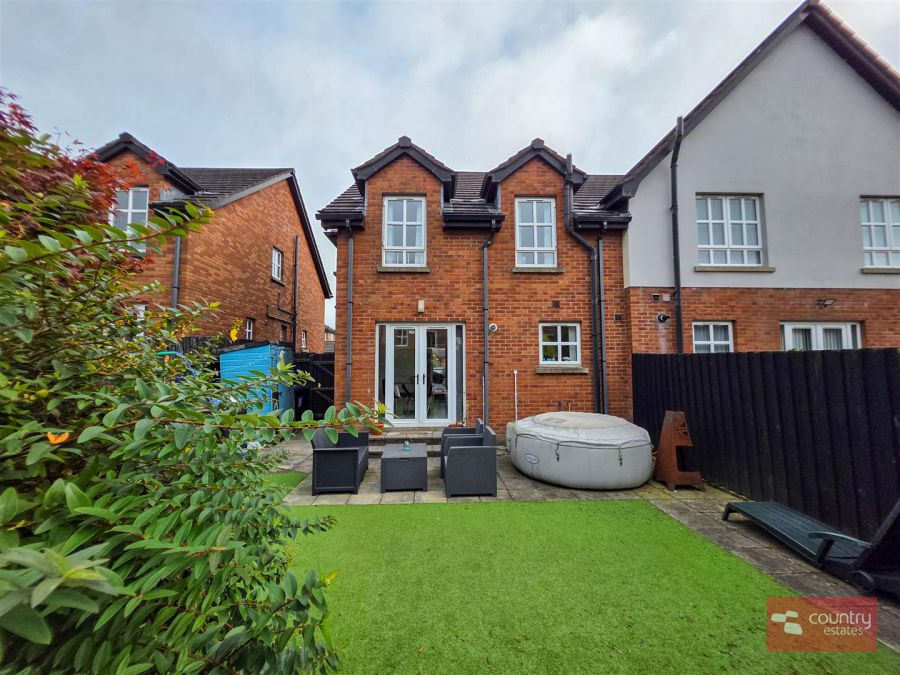 5 Fernridge Avenue