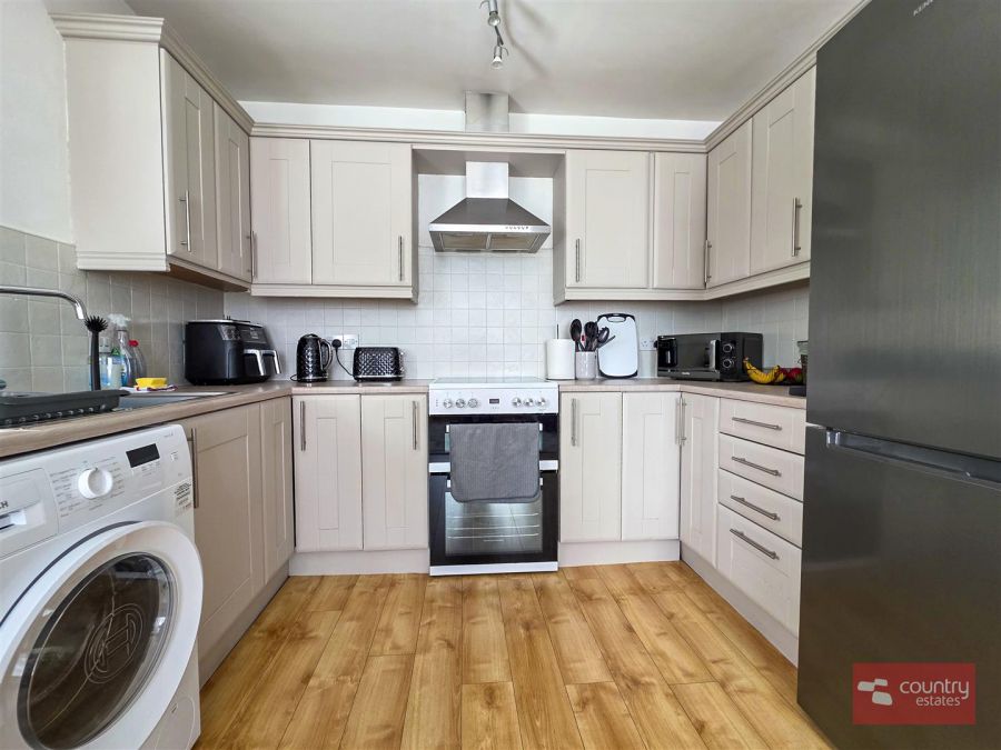 32 Weavers Wood