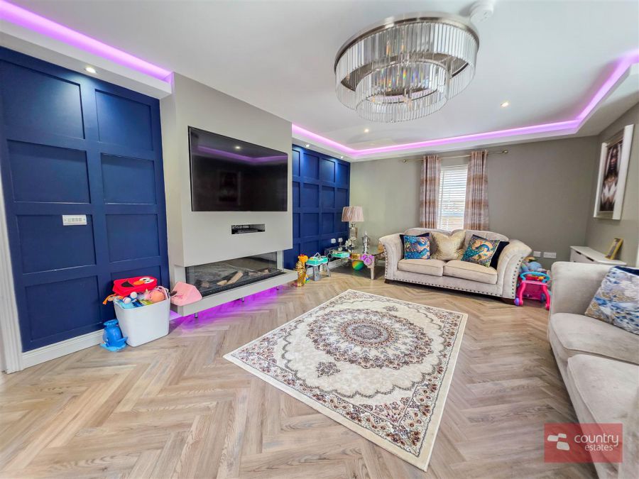 99 Blackrock Square