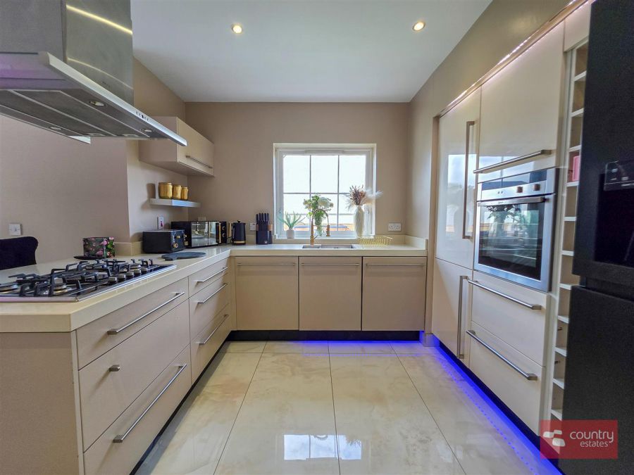 99 Blackrock Square 99 Blackrock Square