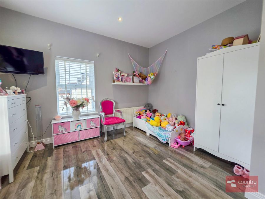 99 Blackrock Square