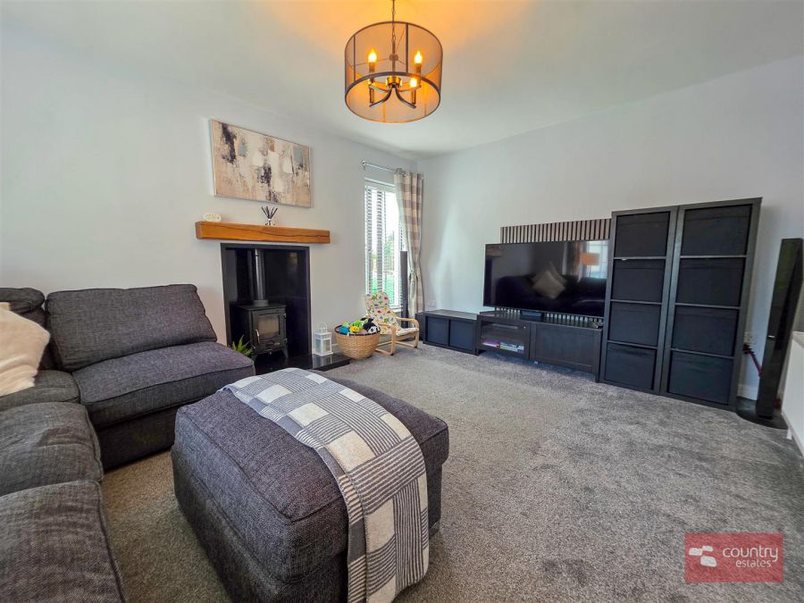16 Chantry Gardens