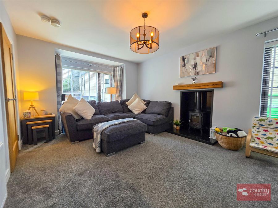 16 Chantry Gardens