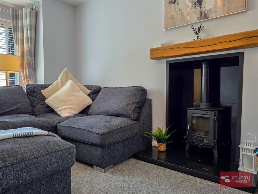 16 Chantry Gardens