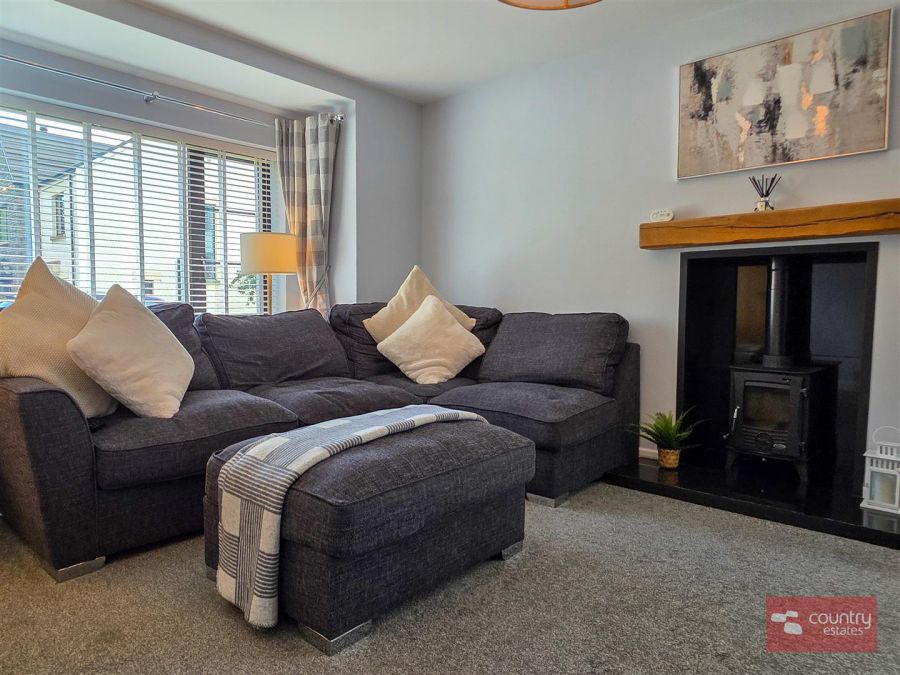 16 Chantry Gardens