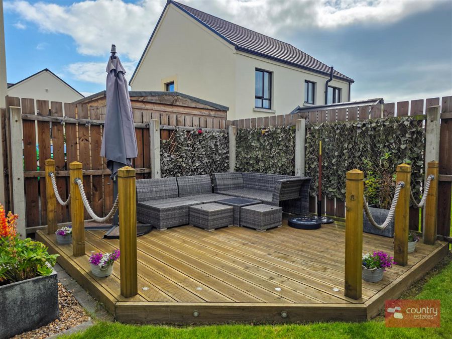 16 Chantry Gardens