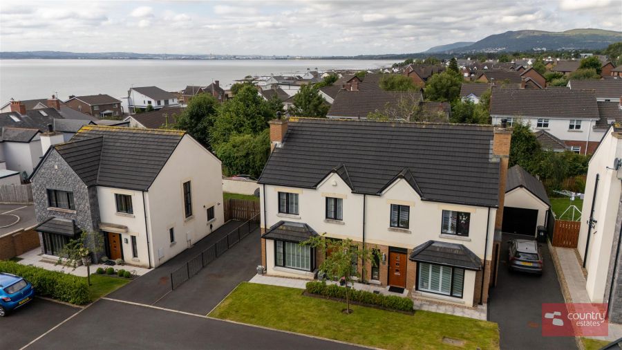16 Chantry Gardens