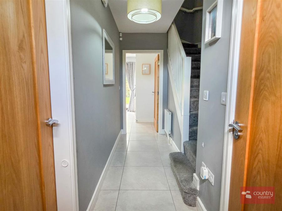 16 Chantry Gardens