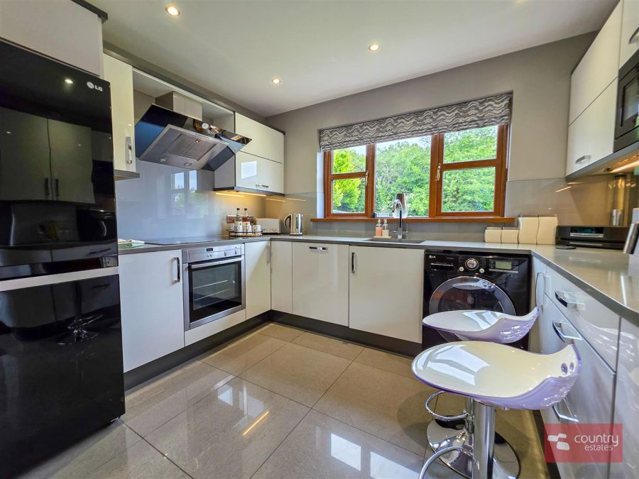17 Aylesbury Road