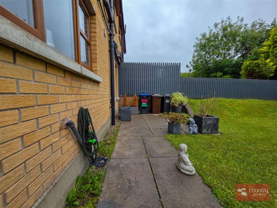 17 Aylesbury Road