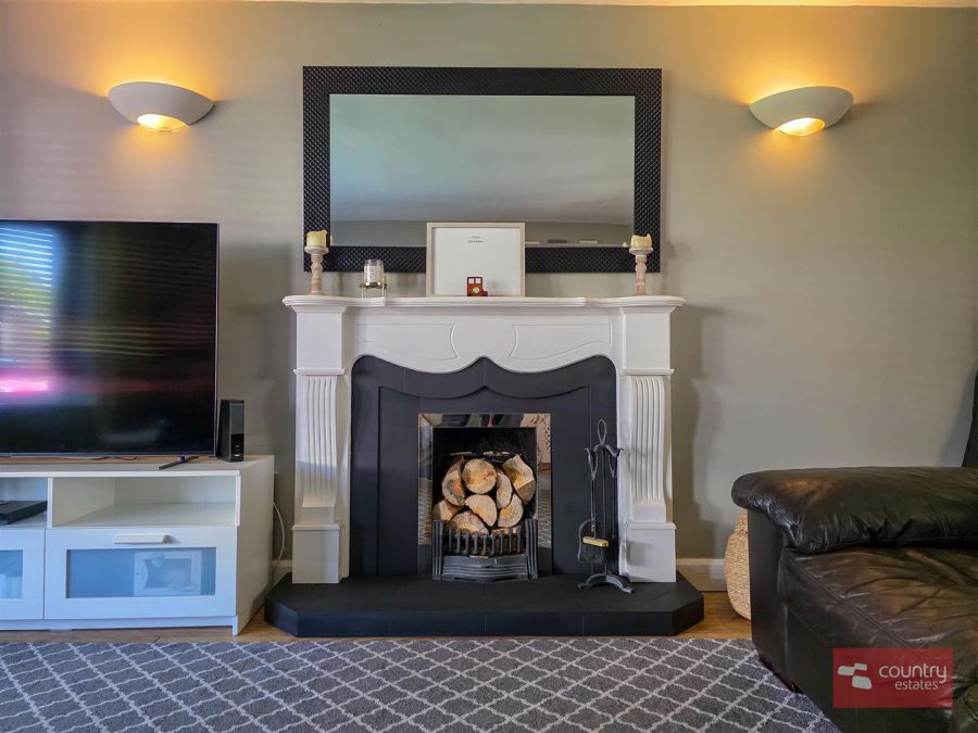 17 Abbeyhill Drive