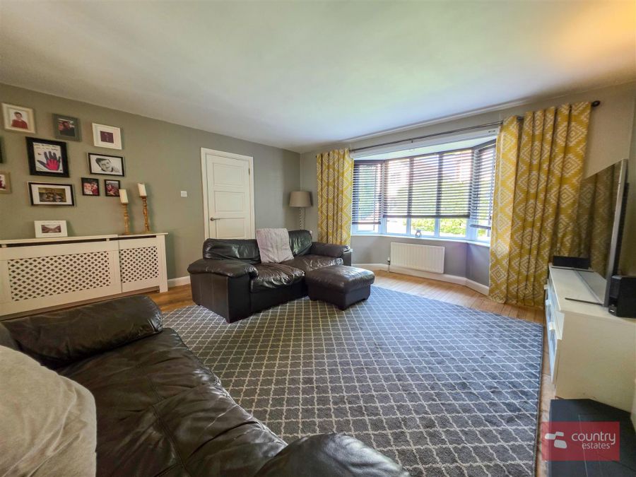 17 Abbeyhill Drive