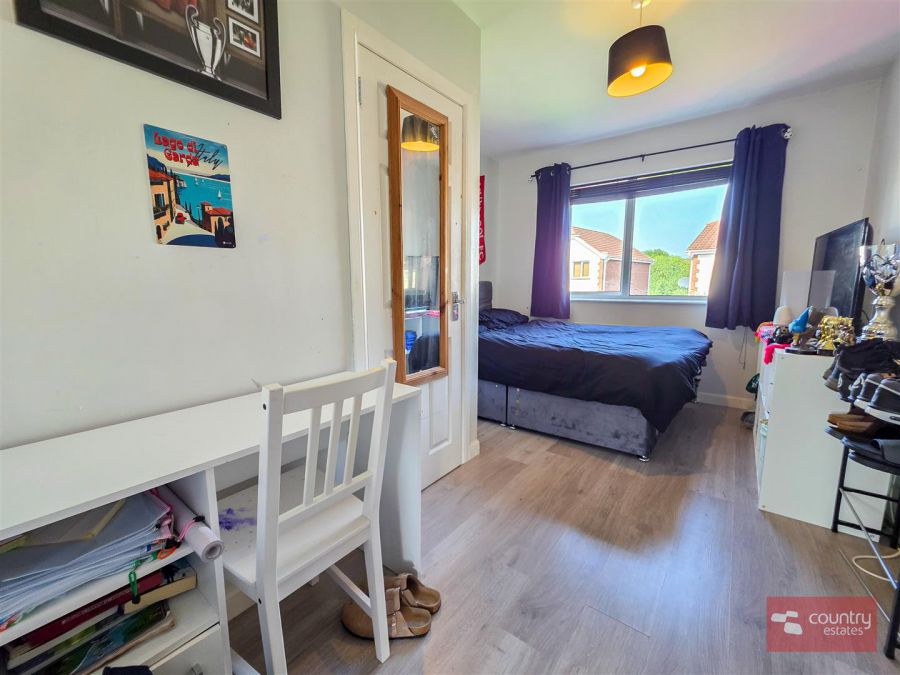 17 Abbeyhill Drive