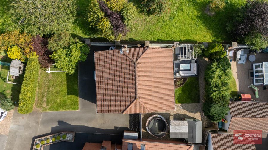 17 Abbeyhill Drive