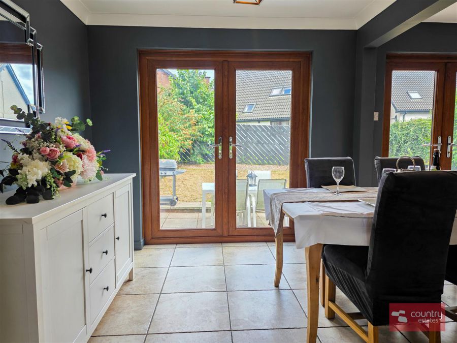 5 Burnet Close