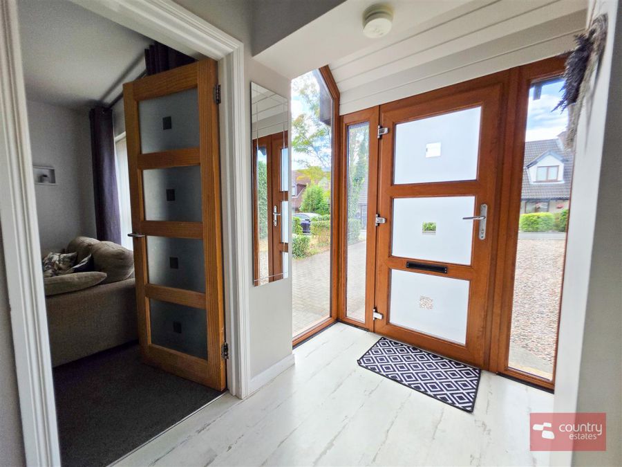 5 Burnet Close
