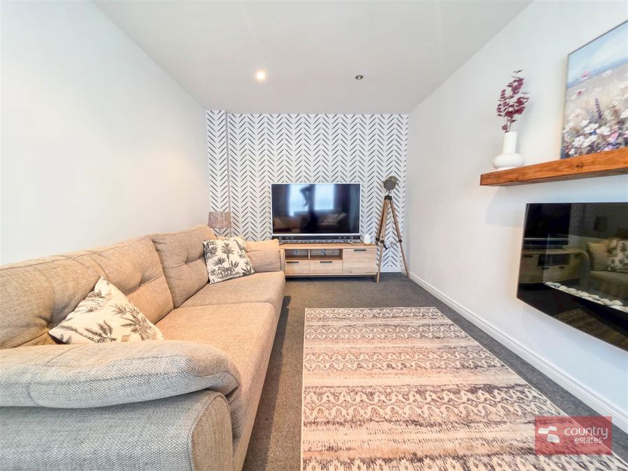 5 Burnet Close