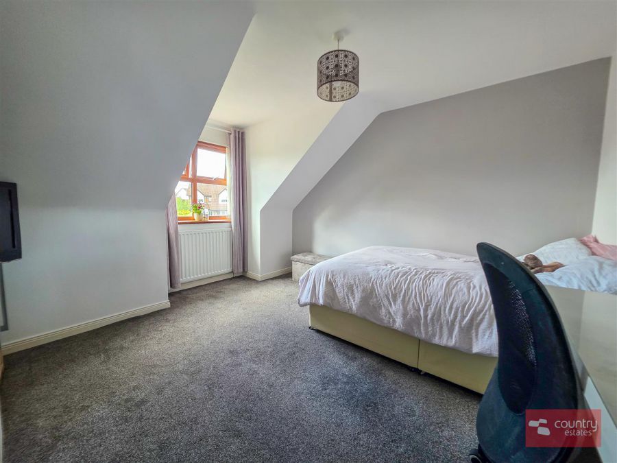 5 Burnet Close