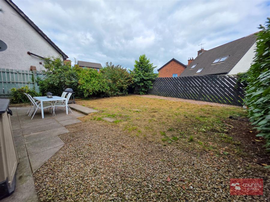 5 Burnet Close