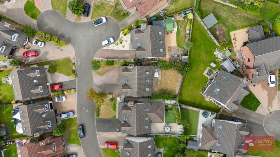 5 Burnet Close