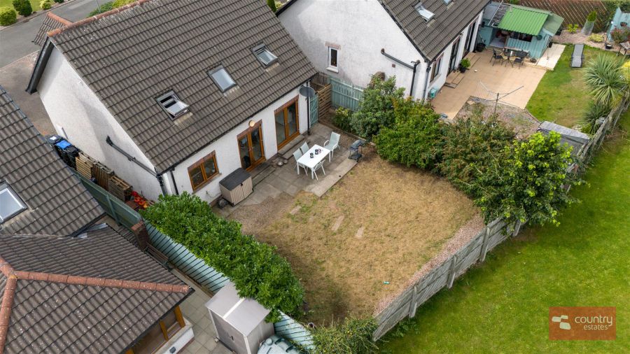 5 Burnet Close
