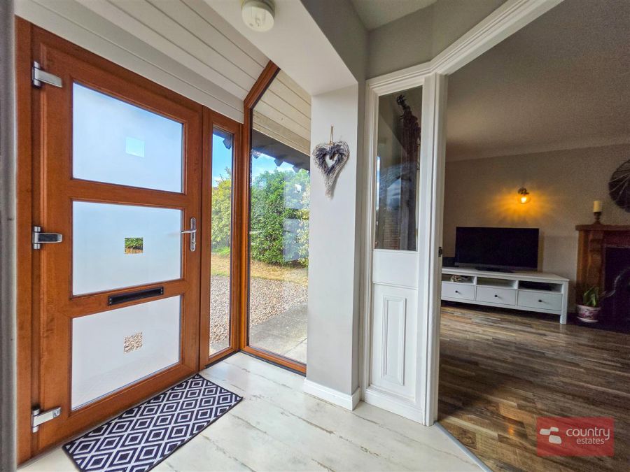 5 Burnet Close