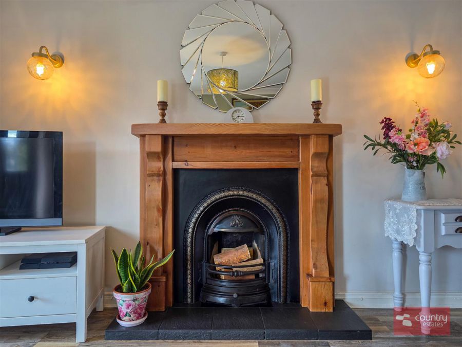 5 Burnet Close