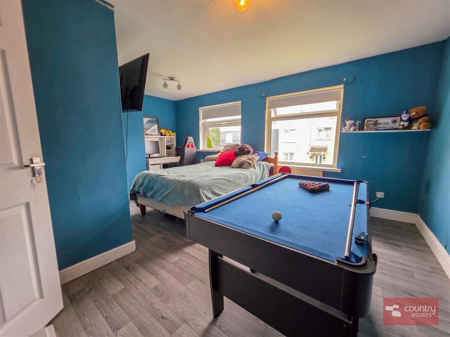 2 Owenreagh Close