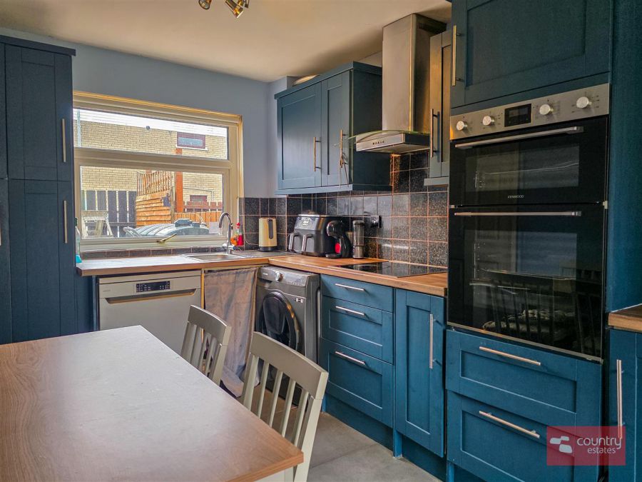 2 Owenreagh Close