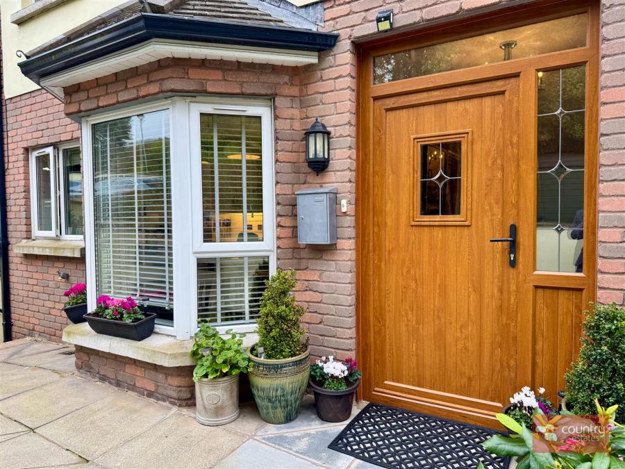 5 Northview Manor