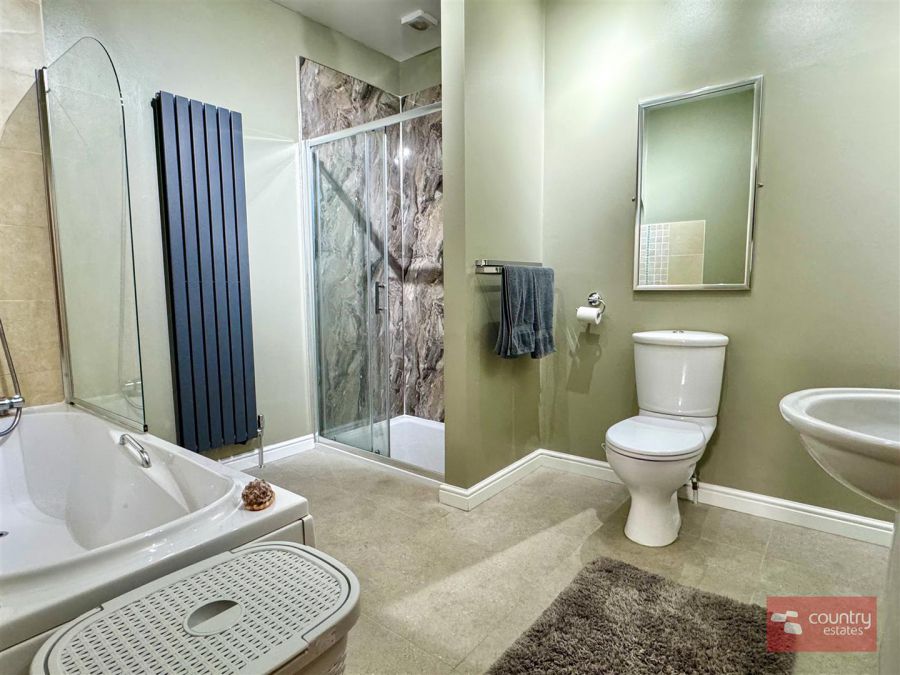5 Northview Manor