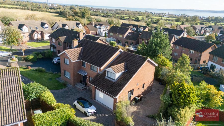 8 Meadow Dale 8 Meadow Dale