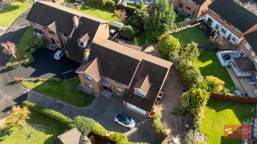 8 Meadow Dale 8 Meadow Dale
