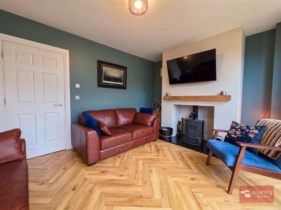 32 Hartley Hall Green