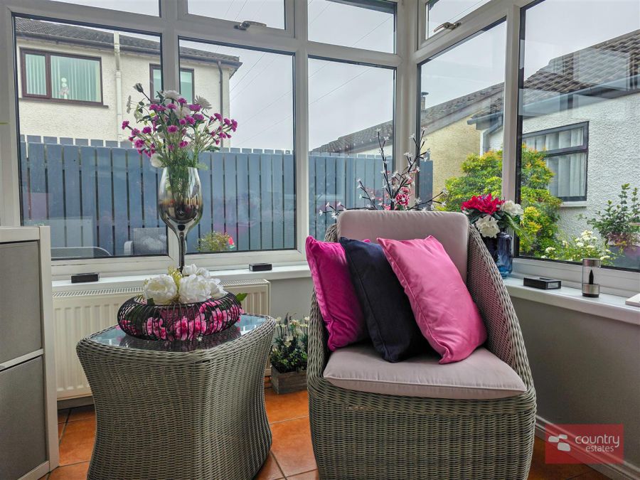 16 Glencraig Gardens