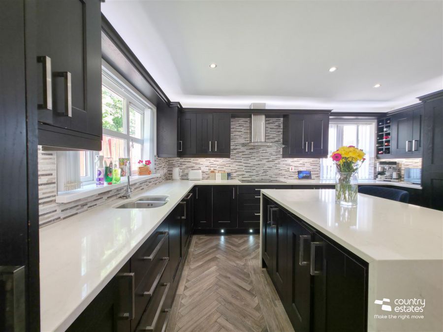 25 Rogan Manor