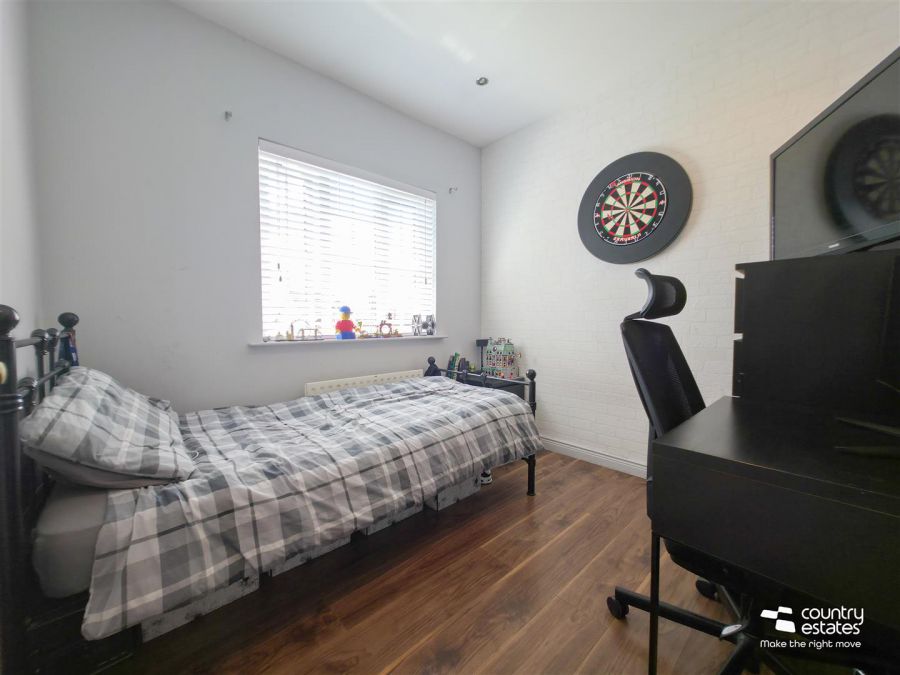 25 Rogan Manor