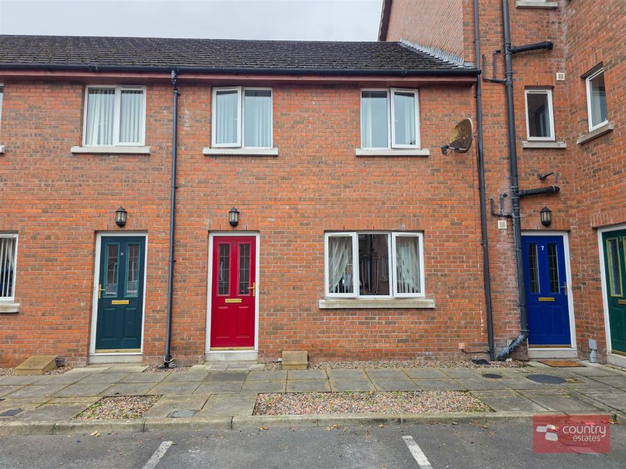 9 Glenmount Courtyard