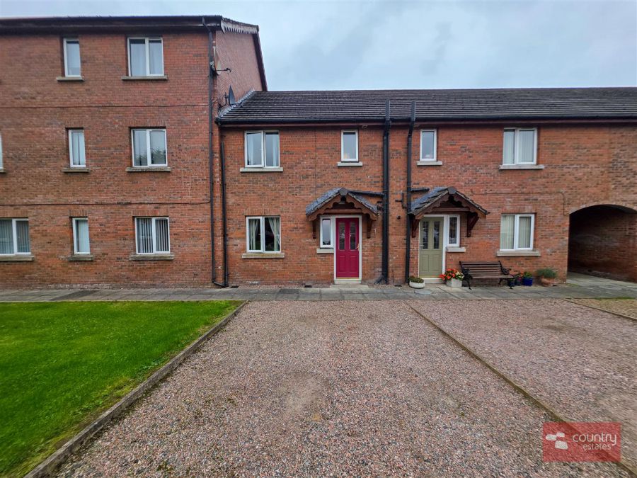 9 Glenmount Courtyard 9 Glenmount Courtyard