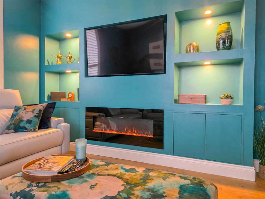 2 Hartley Hall Close