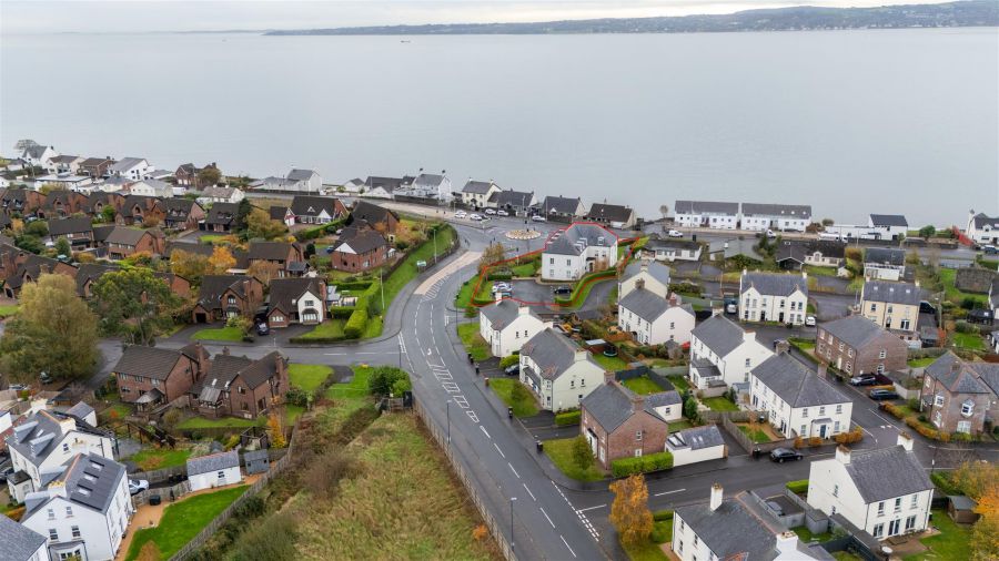 2 Hartley Hall Close