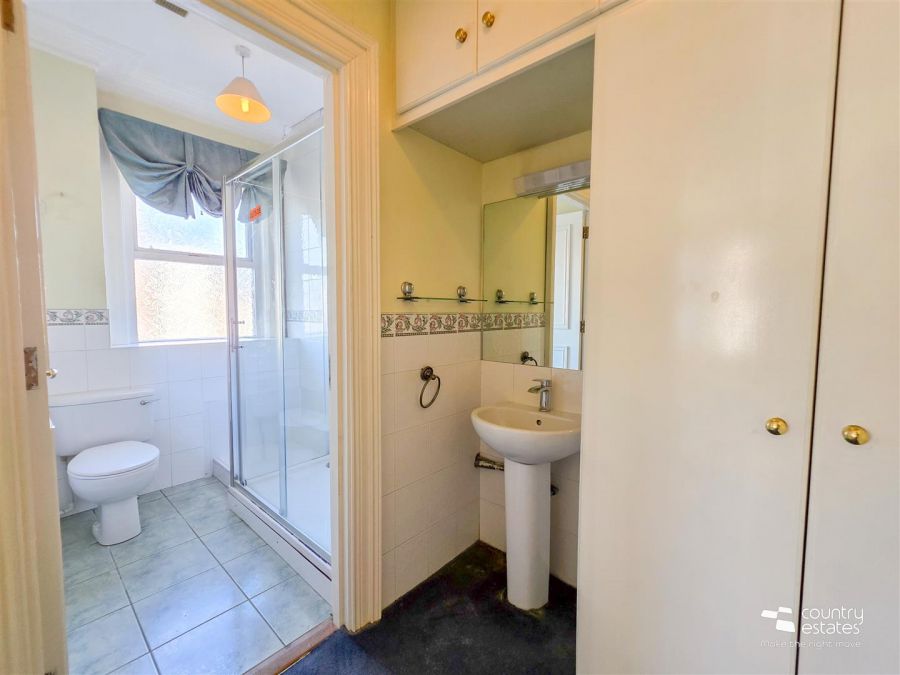 99 Cliftonville Road