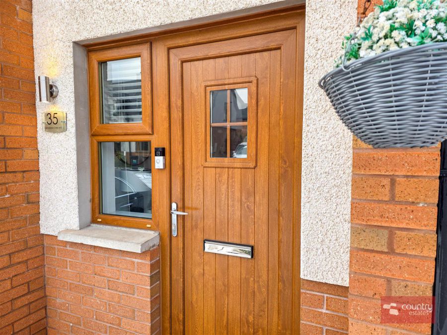 35 Glenabbey Crescent