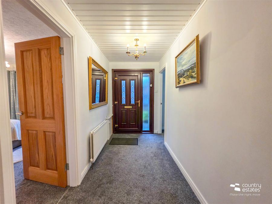 11 Carnhill Crescent