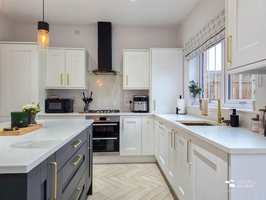 3 Bashford Park Hill