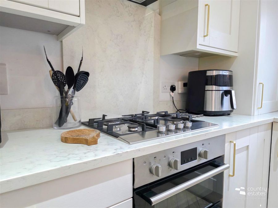 3 Bashford Park Hill