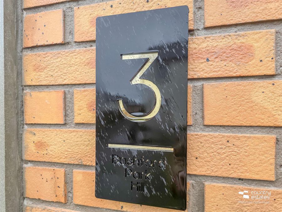 3 Bashford Park Hill