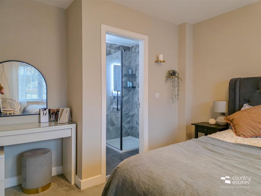 3 Bashford Park Hill