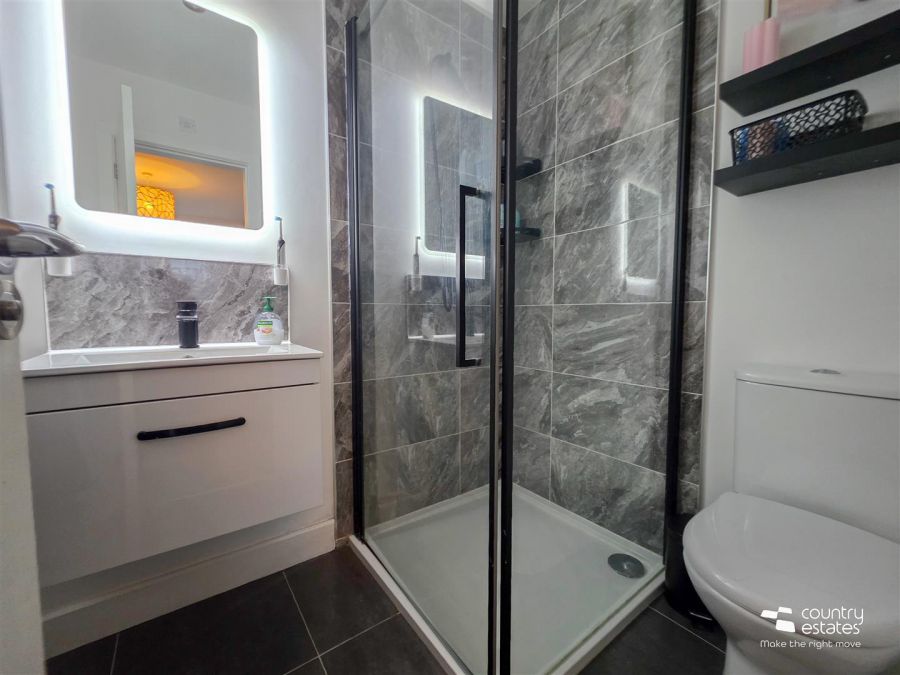 3 Bashford Park Hill